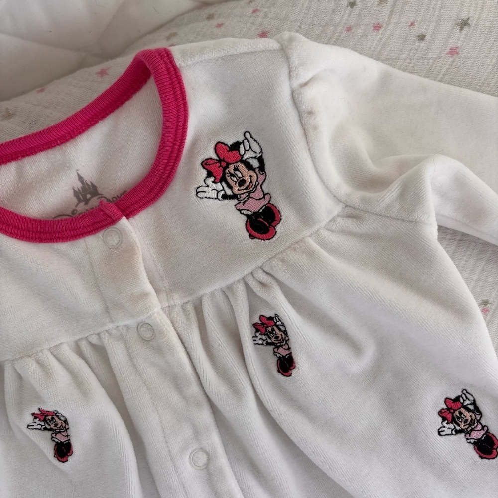 ⭒ 18M Authentic Disney Parks Minnie Mouse Embroidery Velour Romper Long Sleeve ⭒